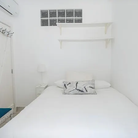 The House * ヴィーラ・ノーヴァ・デ・カセラ